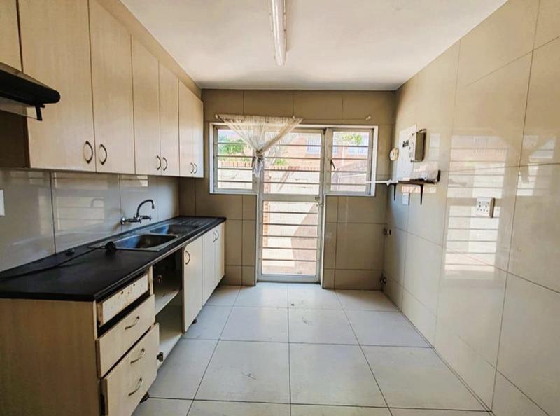 60 Bedroom Property for Sale in Milnerton Central Western Cape